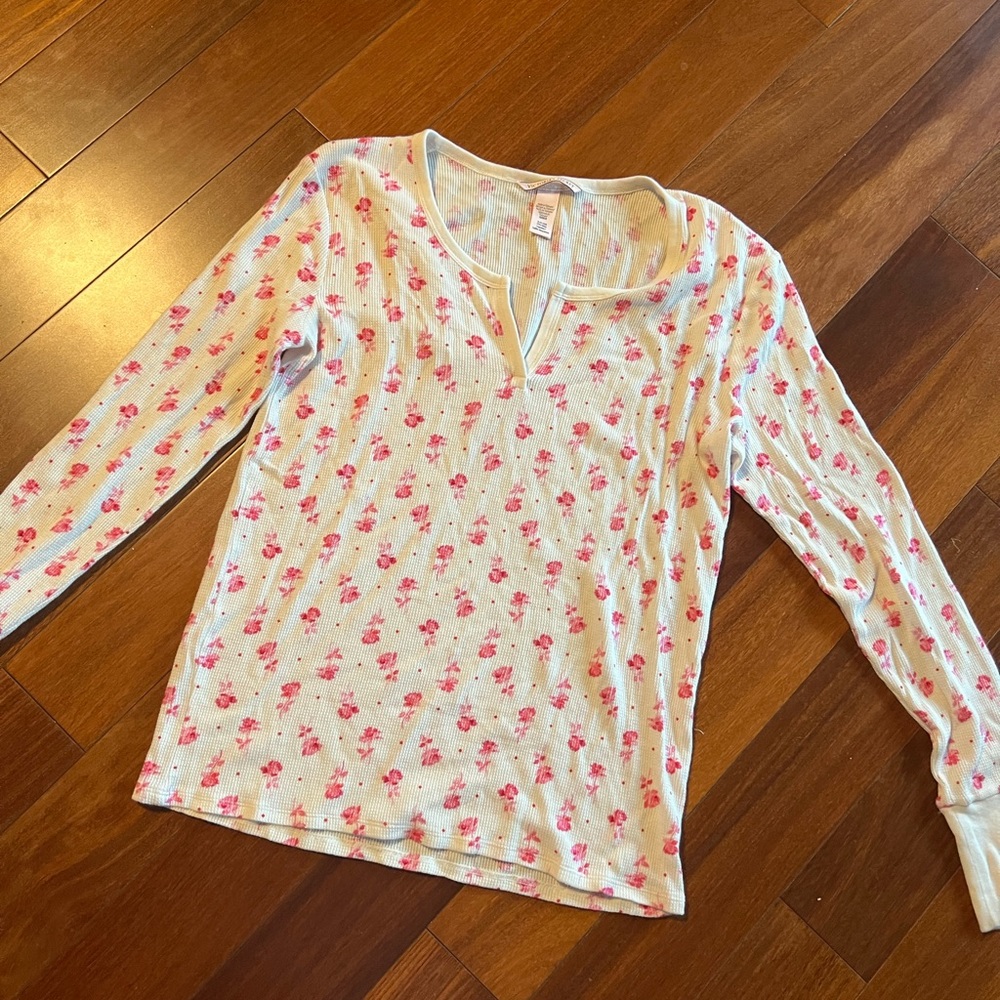 BNWT Victorias Secret Pajama top